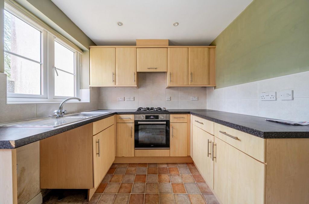 Property photo 2 of 16 Best Selling Agent