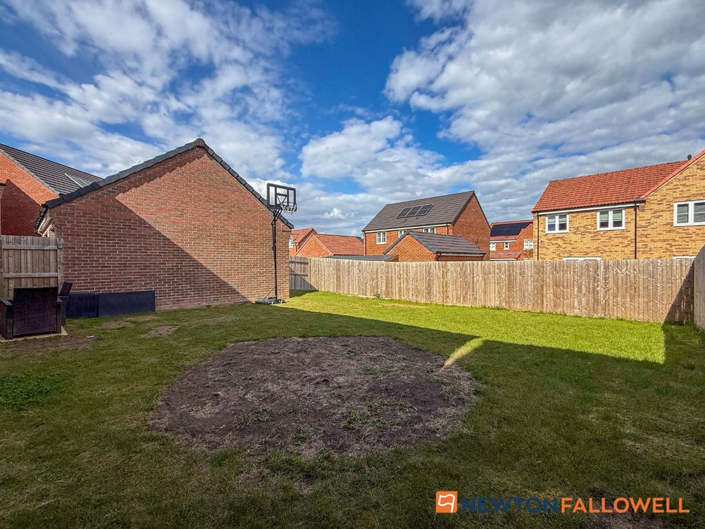 Property photo 3 of 22 Generous Rear Garden
