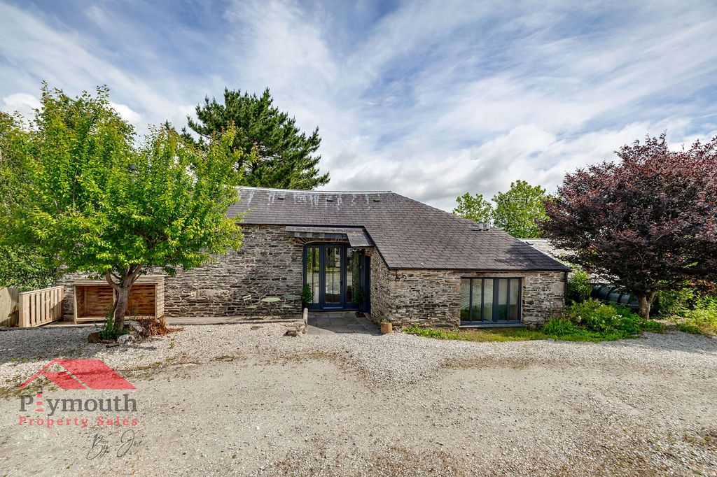 Property photo 1 of 54