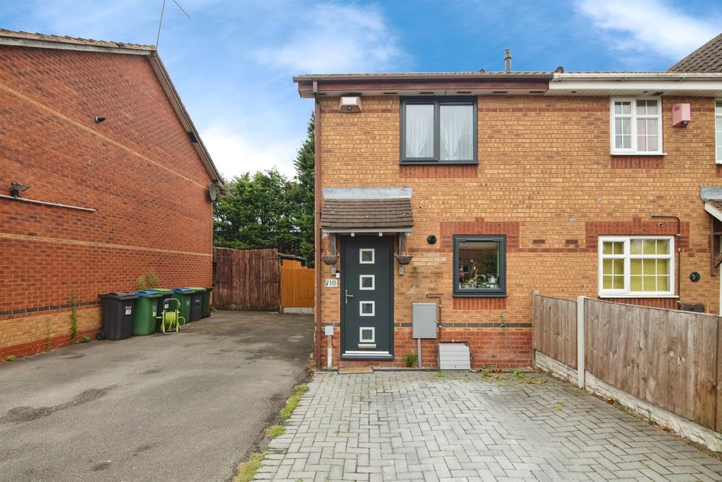 Property photo 1 of 16