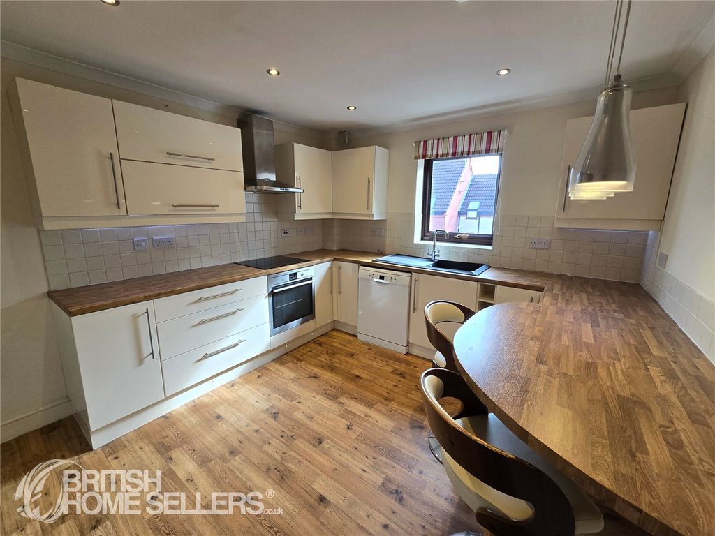 Property photo 1 of 25 Picture No. 20