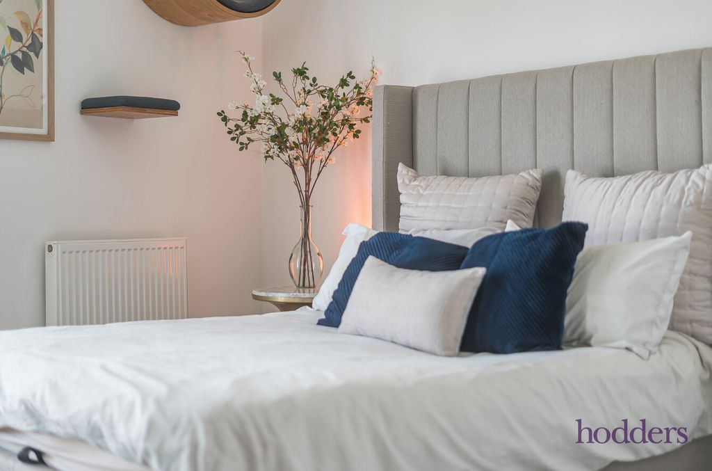 Additional image 13 of 1 bed flat for saleKennett Lane, Chertsey, Surrey KT16