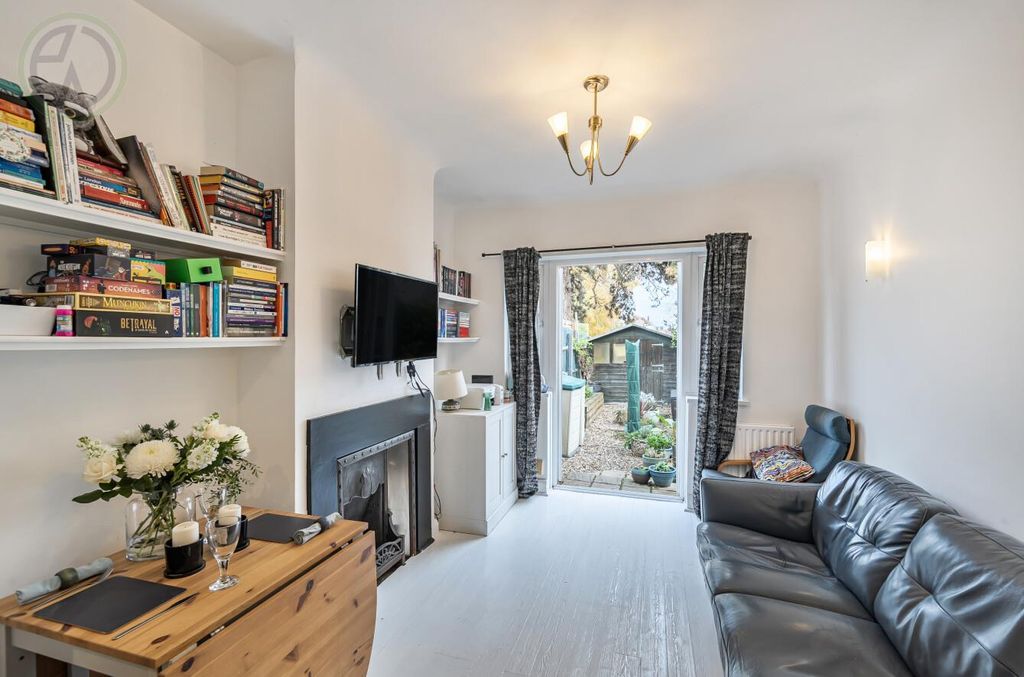 Property photo 3 of 13 2F6Be7Fb-Bab8-4d8d-B8d5-d0Ea743A8B30.Jpg