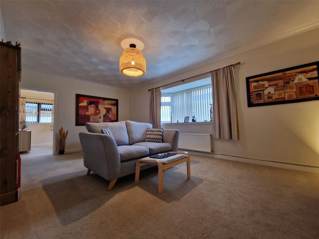 Property photo 3 of 26 Picture No. 12