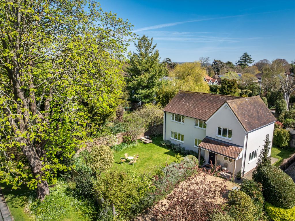 Property photo 2 of 28 Image