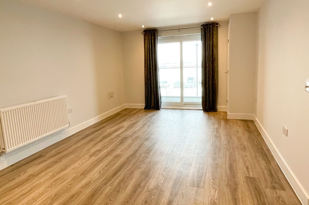 Property photo 3 of 12 3