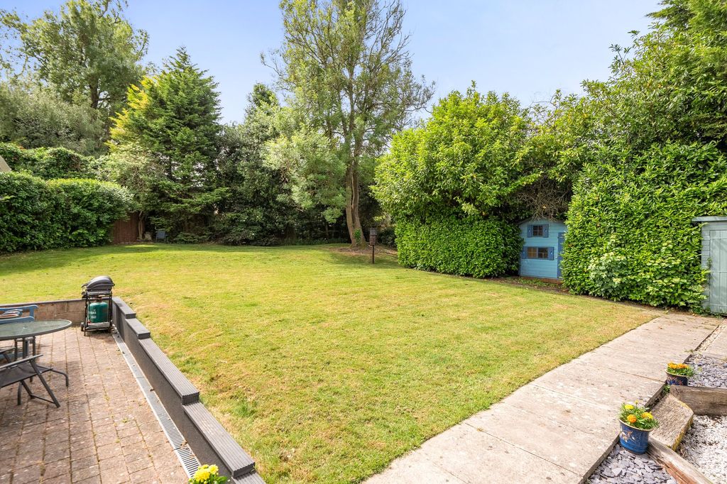 Property photo 3 of 24