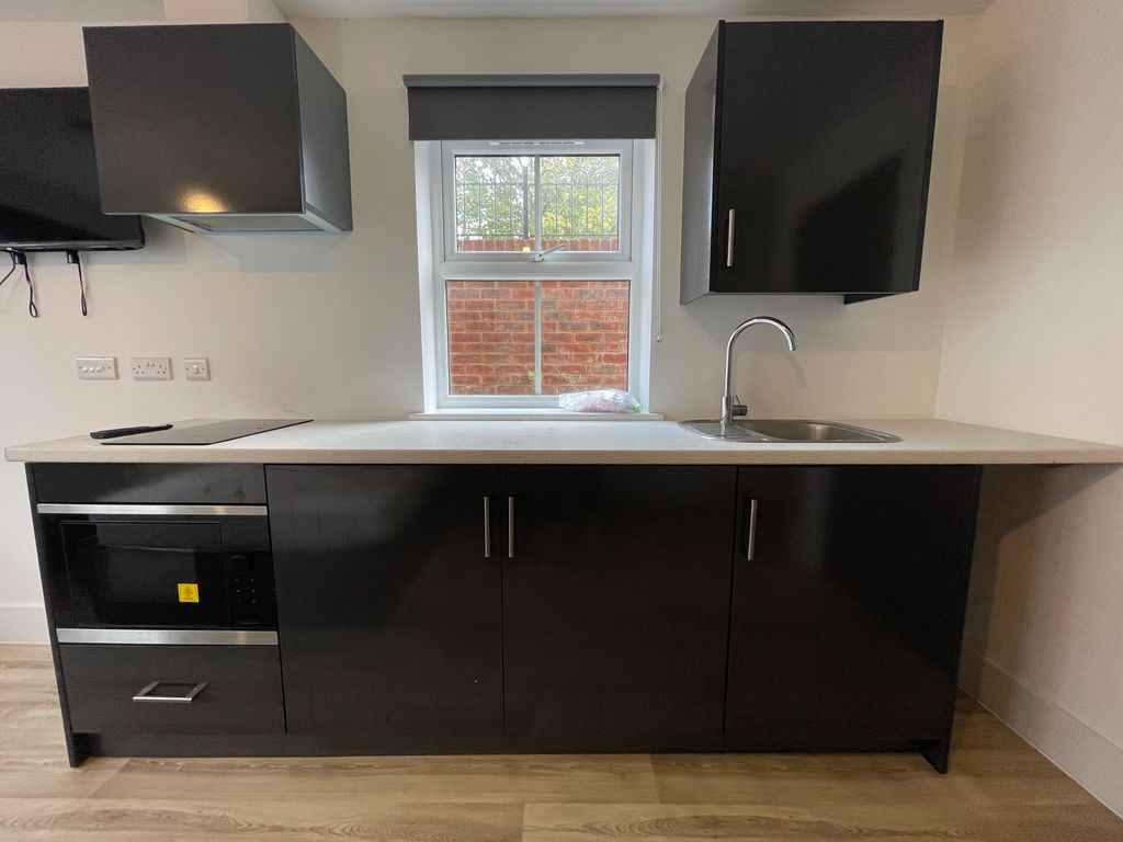 Property photo 3 of 5