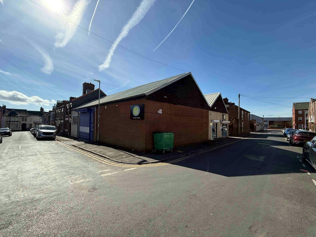 Property photo 1 of 13 Img_9722.Jpg