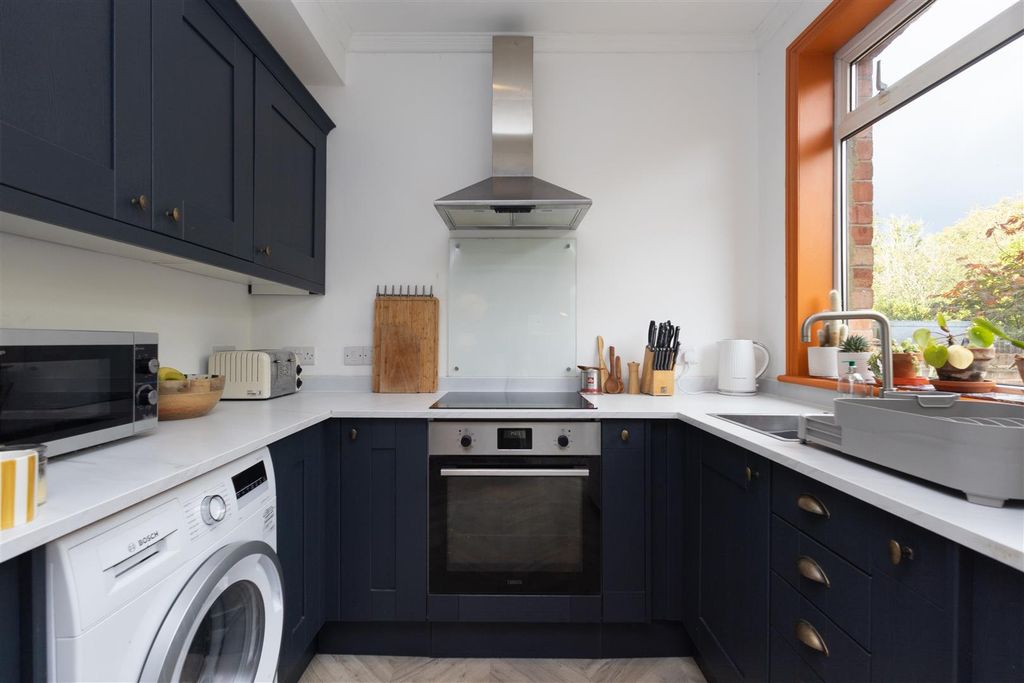 Property photo 3 of 28 Open Plan Living/Kitchen