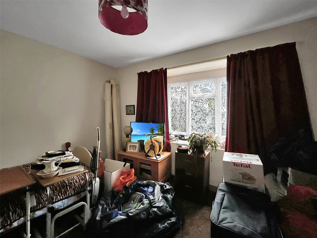 Property photo 3 of 8 Picture No. 05