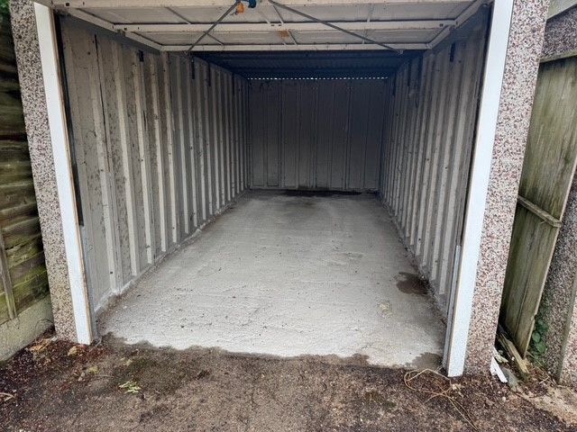 Property photo 2 of 3