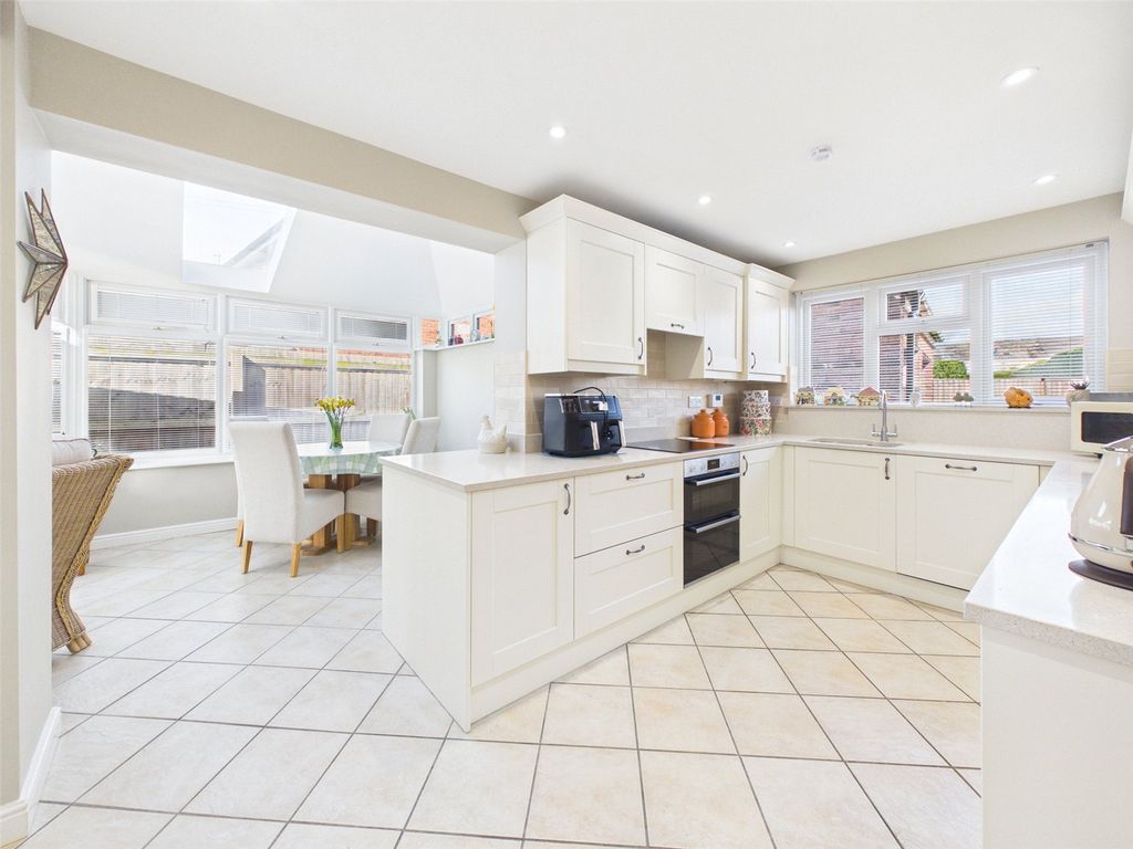 Property photo 2 of 24 Picture No. 08