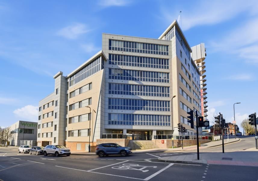 Property photo 1 of 12