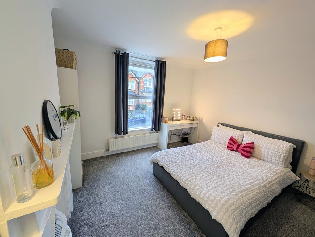 Property photo 1 of 28