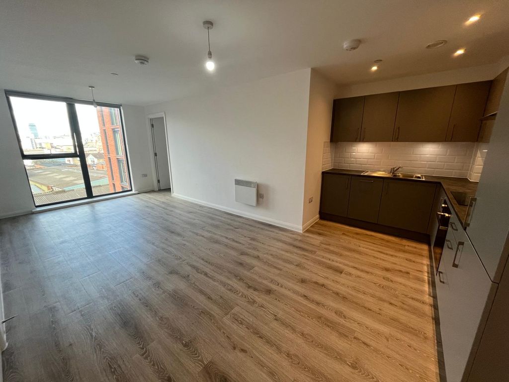 Property photo 3 of 14 Pv 2