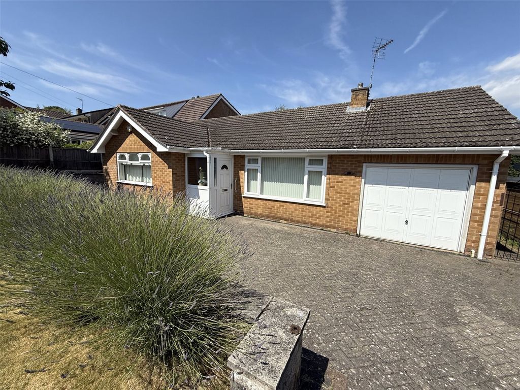 Property photo 1 of 15 Outside