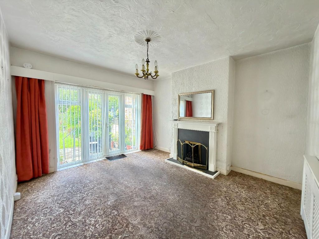 Property photo 2 of 24