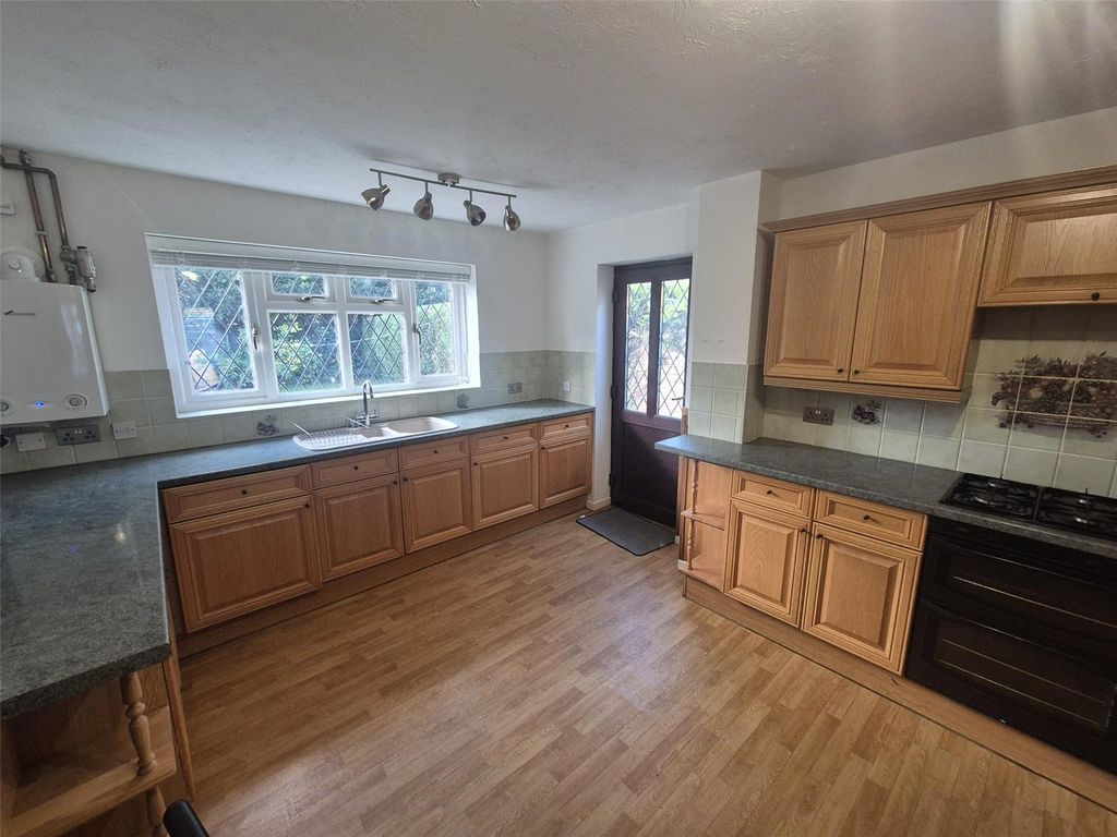 Property photo 3 of 14 Picture No. 02