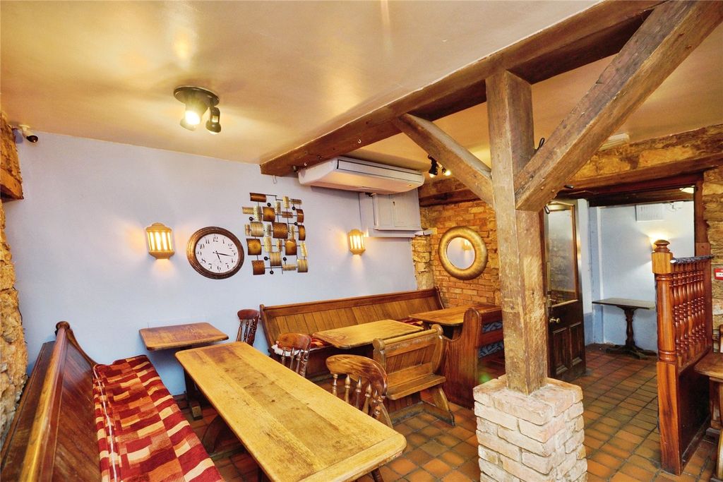 Property photo 2 of 19 Picture No. 07