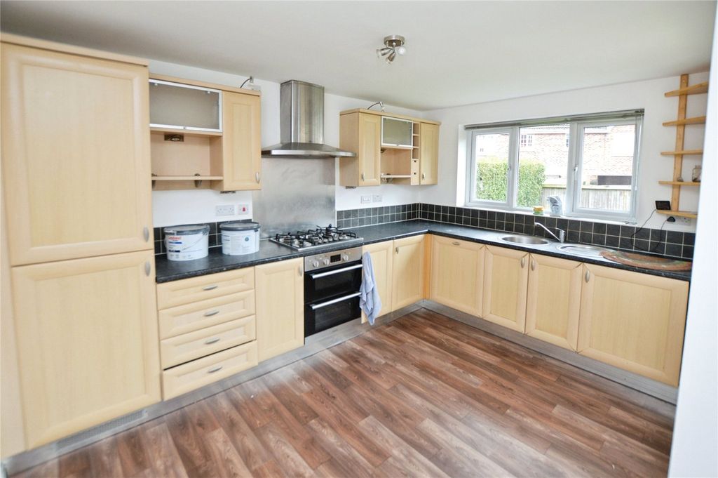 Property photo 2 of 13 Picture No. 39