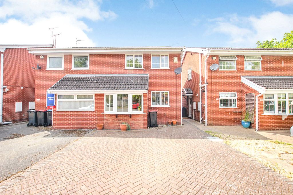 Property photo 1 of 17 Picture No. 15