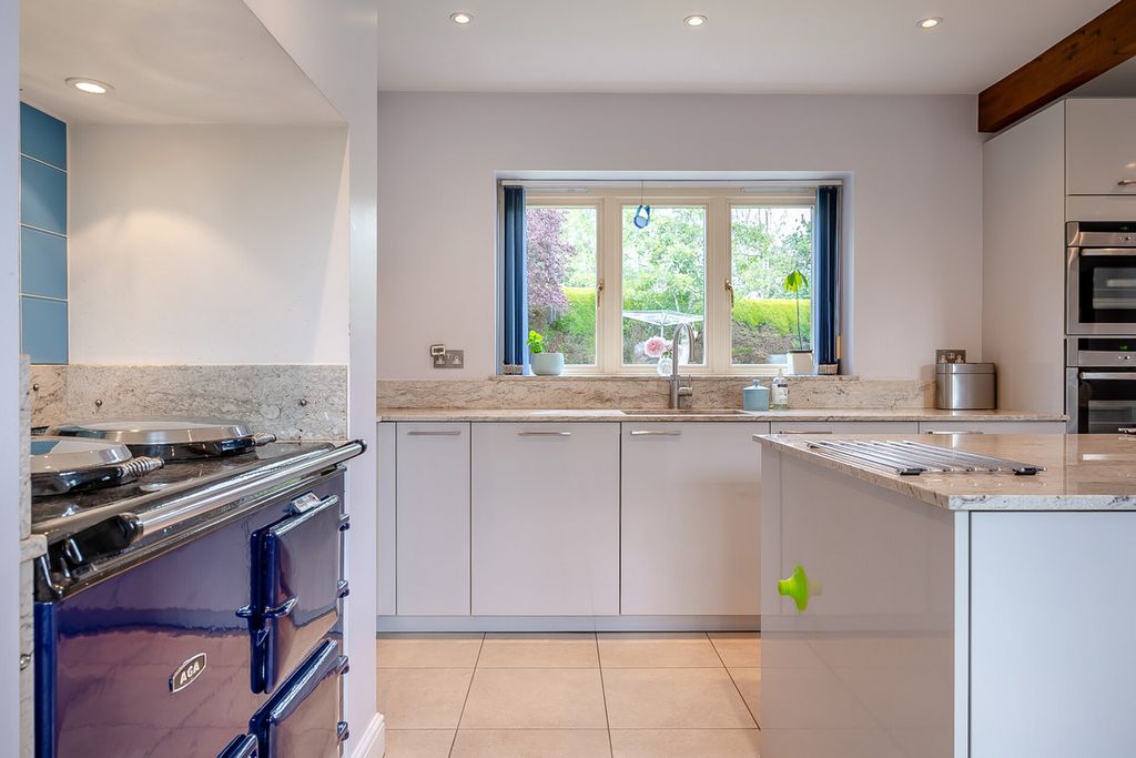 Additional image 14 of 5 bed detached house for saleHigh Street South, Tiffield, Towcester Northamptonshire NN12