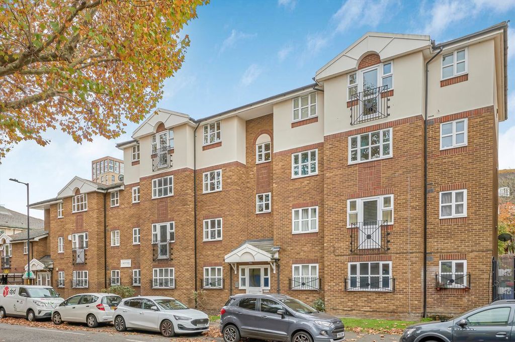 Property photo 1 of 6