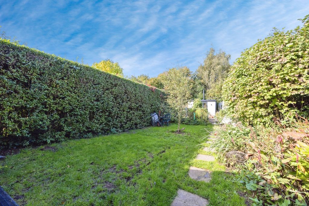 Property photo 2 of 17 Photo