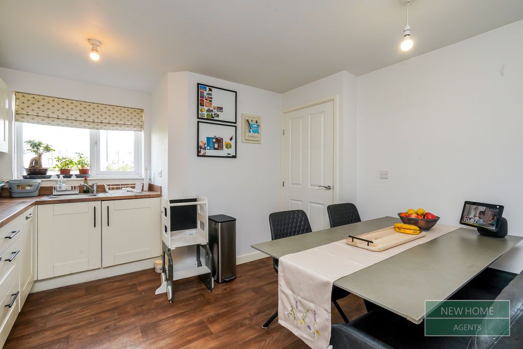 Property photo 2 of 17 Photo 9