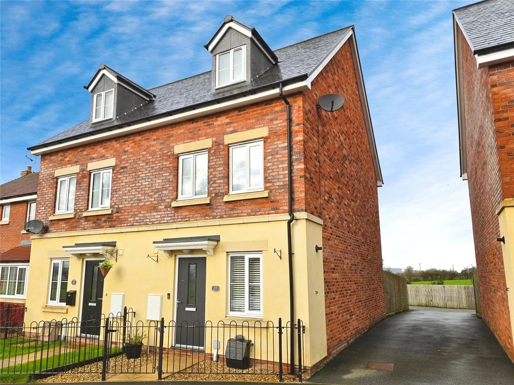 Property photo 1 of 22 Description