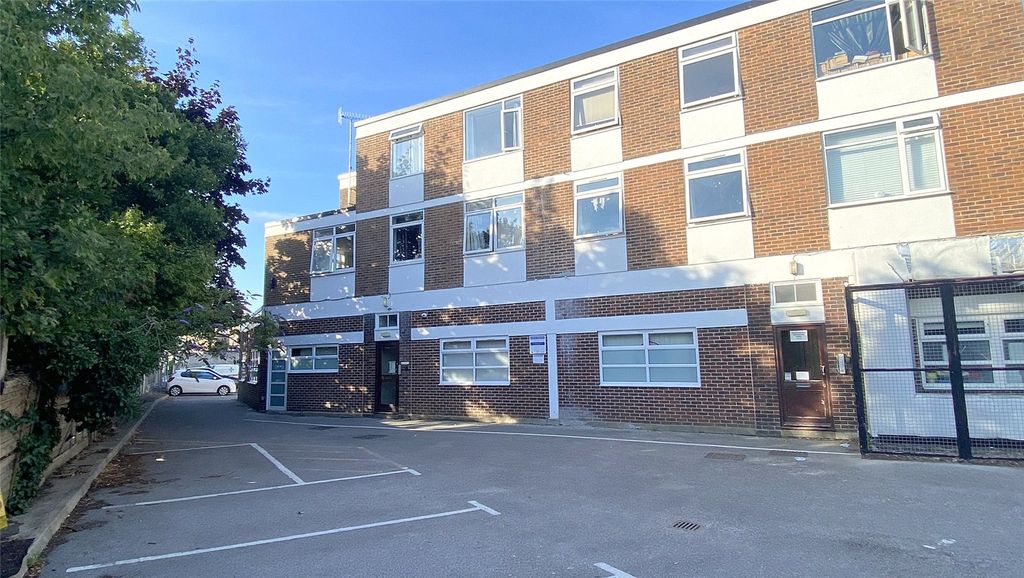 Property photo 1 of 8 Picture No. 07