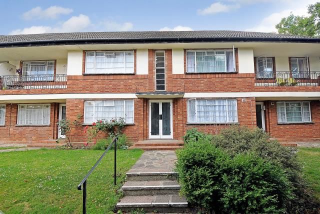 Property photo 1 of 8 External View