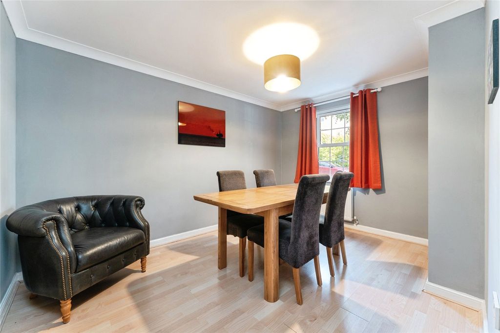 Property photo 3 of 27 Picture No. 72