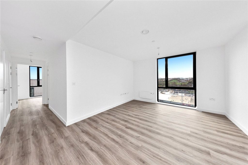 Property photo 2 of 7 Picture No. 02