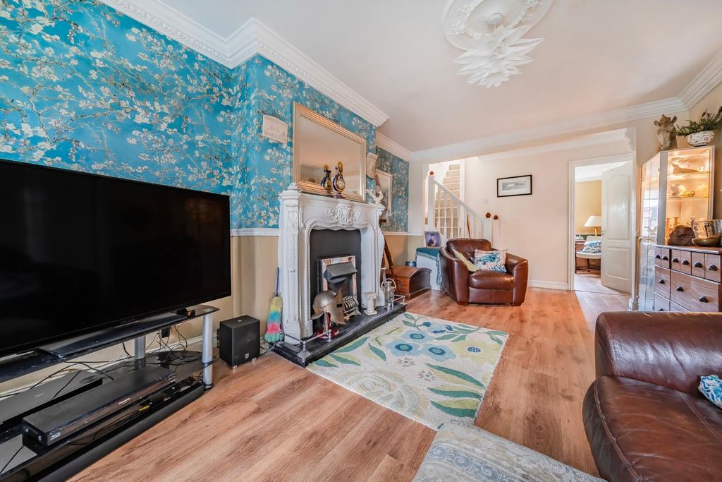 Property photo 1 of 14 1343306-18-68A49d7Fef2Db.Jpg