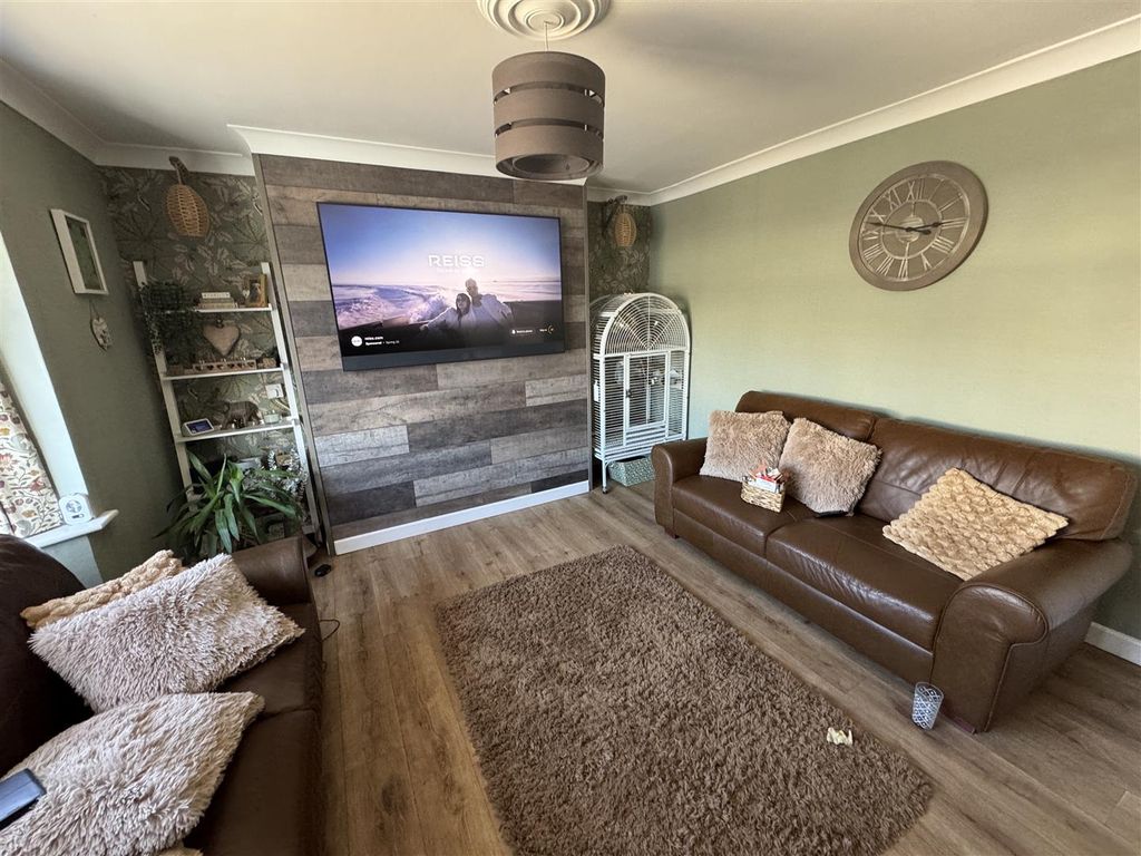 Property photo 3 of 10 Img_1402.Jpg