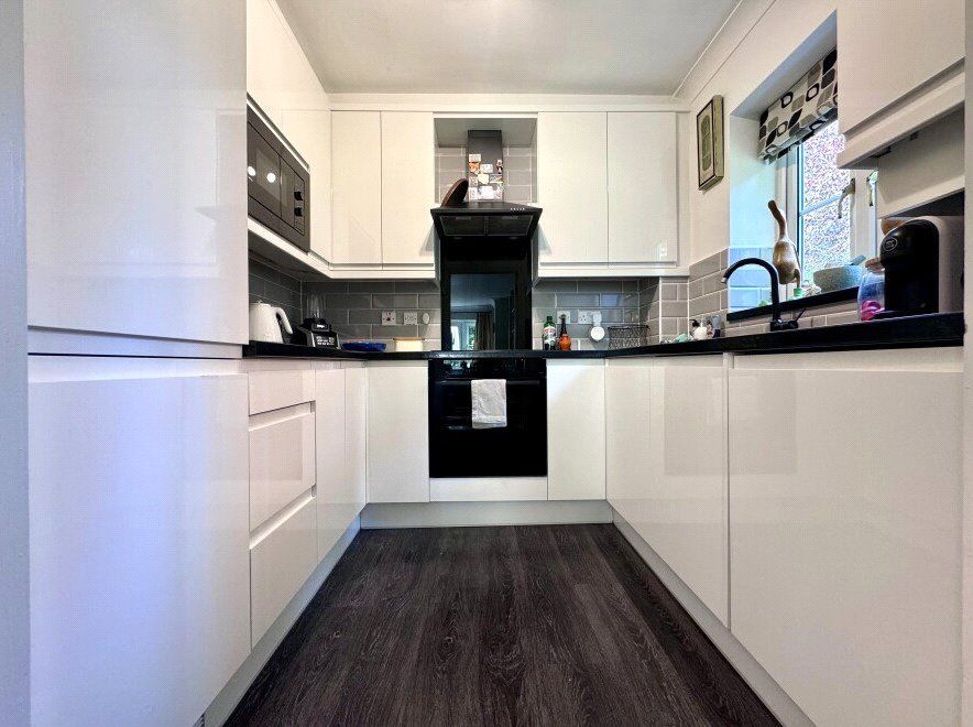 Property photo 3 of 18 Picture No. 23