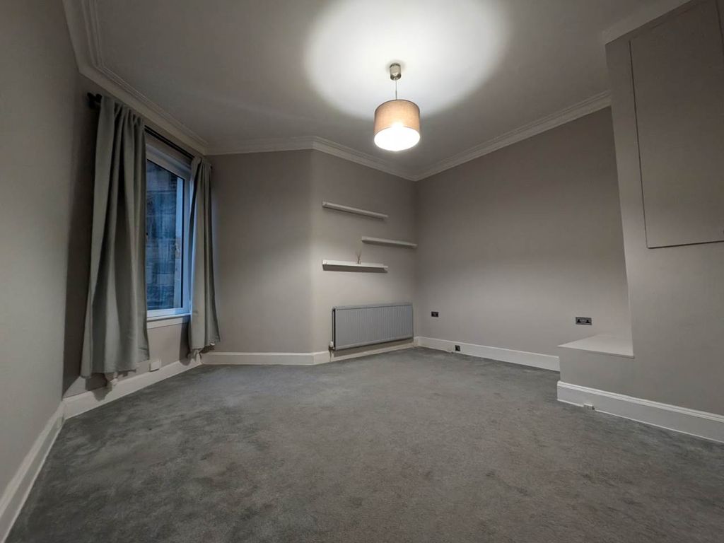 Property photo 2 of 15 Liv 1