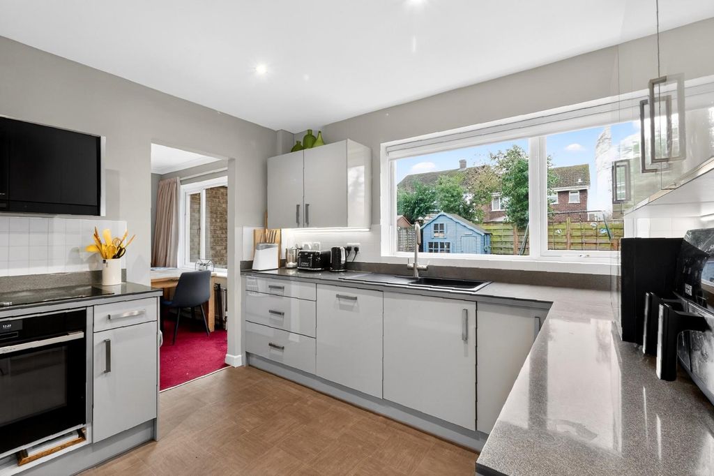 Property photo 3 of 23 Pnmb0047.Jpg