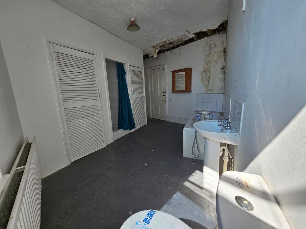 Property photo 3 of 7 Image 3