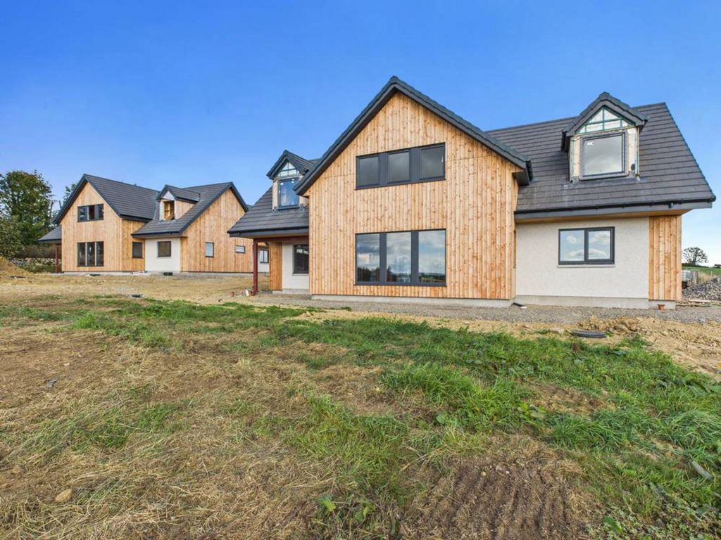 Property photo 1 of 38