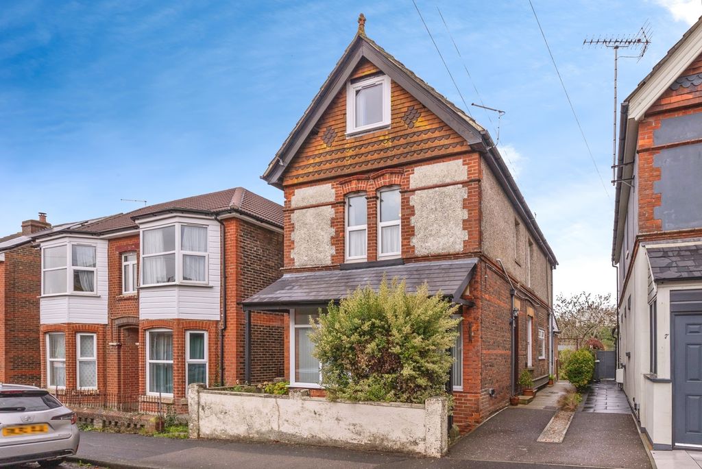 Property photo 1 of 18 Pbox-Img.Jpg