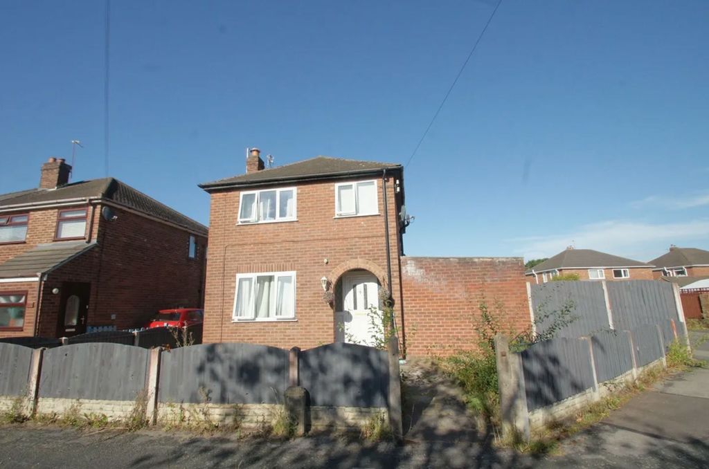 Property photo 1 of 12