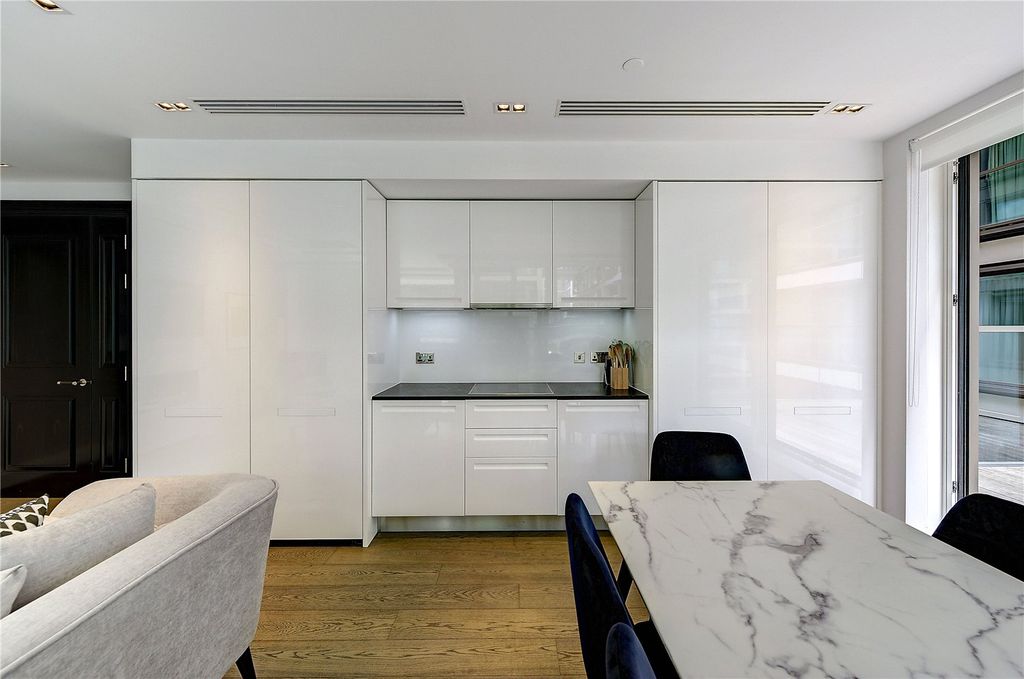 Property photo 2 of 7 Picture No. 09