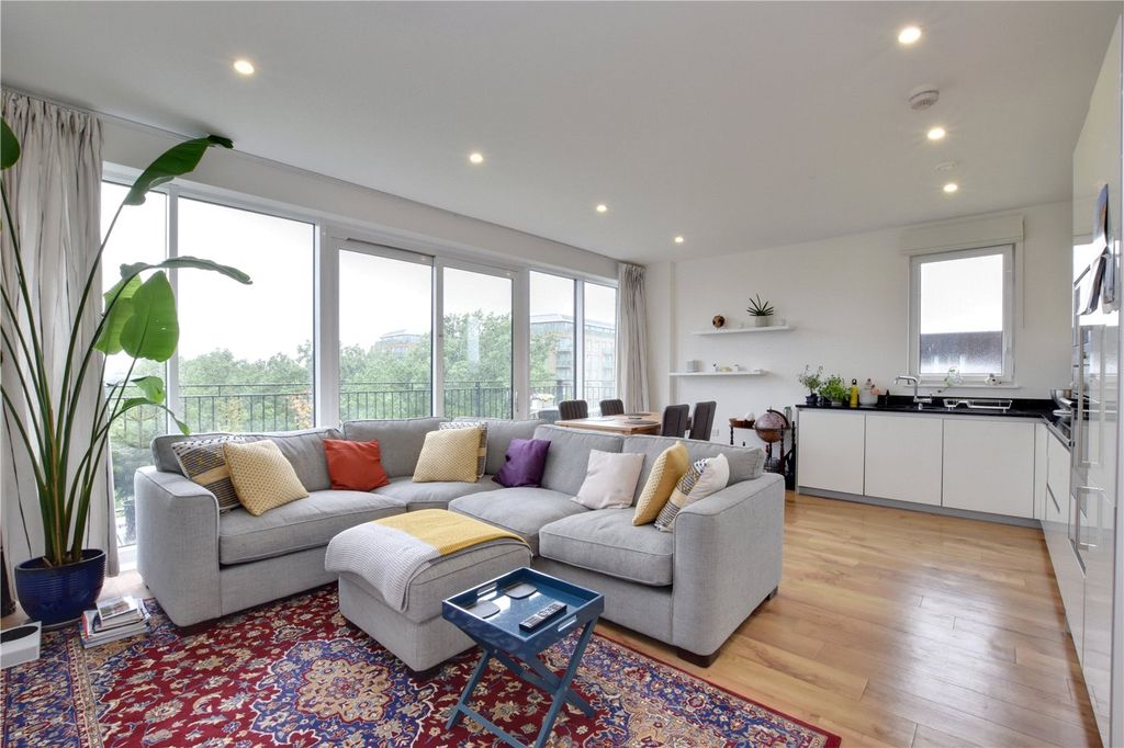 Property photo 1 of 21 Picture No. 09