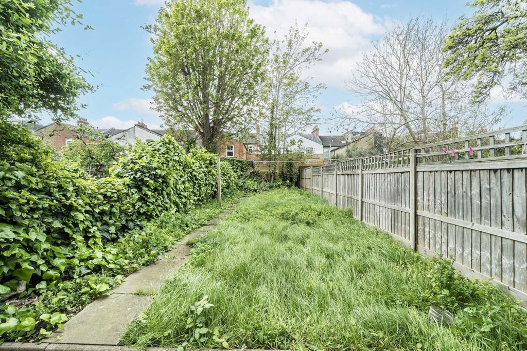 Property photo 3 of 7