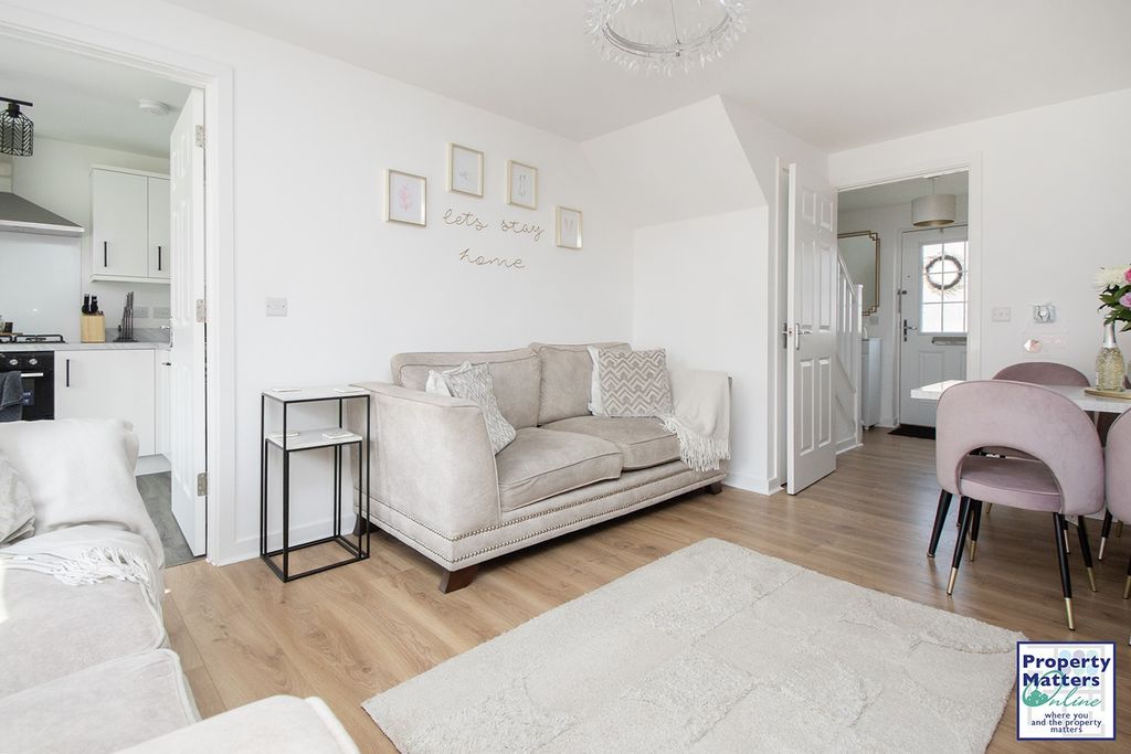 Property photo 3 of 16 Gallery