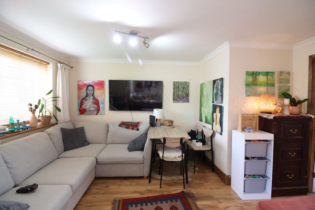 Property photo 3 of 9 Living Room