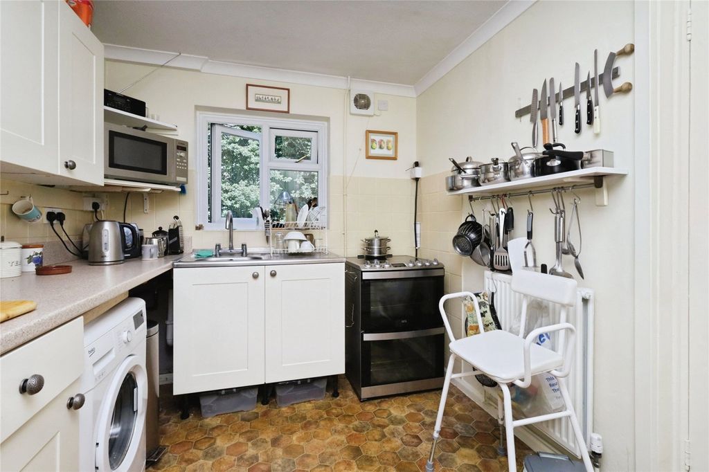 Property photo 3 of 20 Picture No. 13